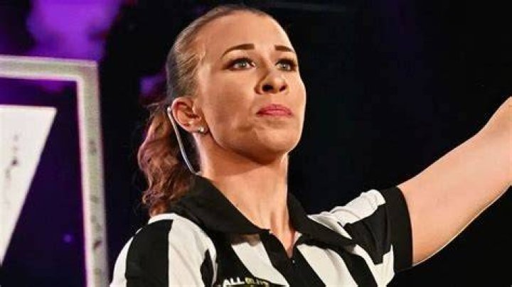 Aubrey Edwards at work. Referee, Aubrey, Celebrities Female, Elite