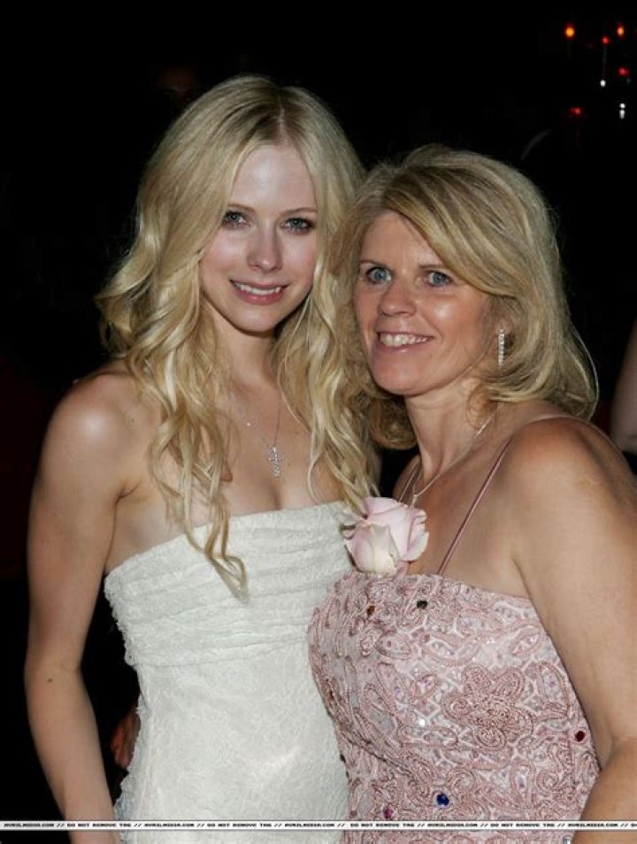 Complete Guide To Avril Lavigne's Daughter's Age