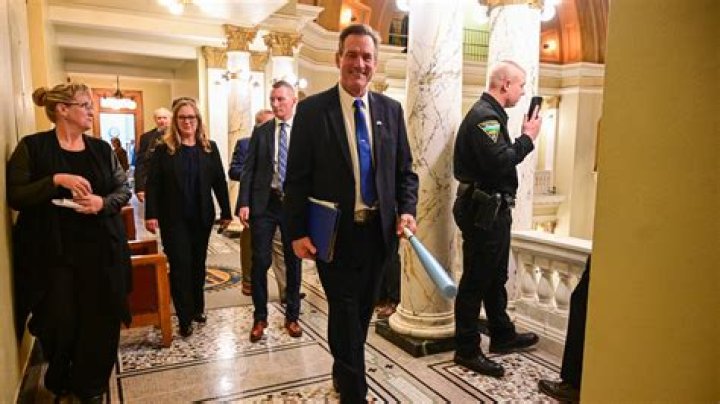 Discover: How Many Children Does The Governor Of South Dakota Have?