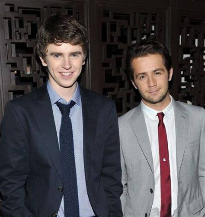 Does Freddie Highmore Have a Twin Brother or Other Siblings?
