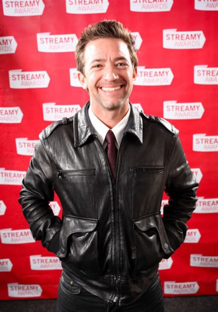 Gas Money Pics Casts Corin Nemec, David Faustino in &lsquo;Hollywould