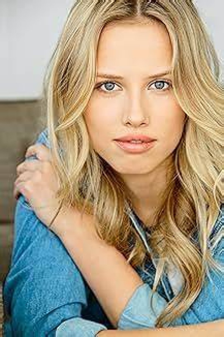 Gracie Dzienny Biography IMDb