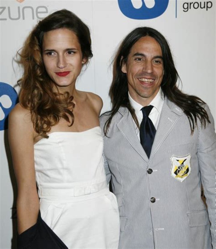 Kiedis, Christie break up