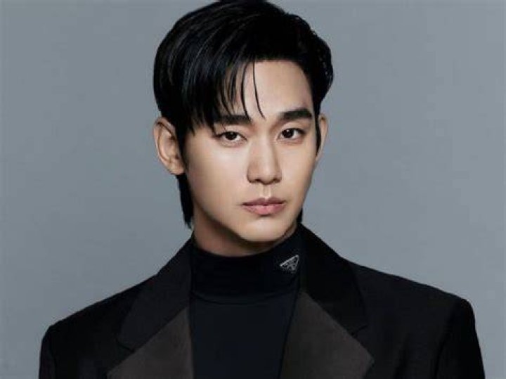 Kim SooHyun Drops New Stunning Official Pictures On Instagram Kpopmap