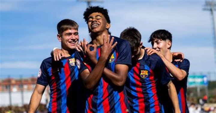 Lamine Yamal shines with double on return to action for Barcelona&rsquo;s