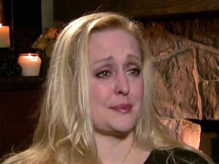 Mindy McCready Commits Suicide While Kids Back in Foster Care