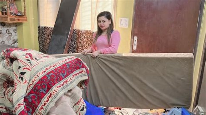 Nikki ne ghar par kia uthal puthal Suraj Bhatia Vlogs YouTube