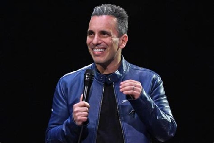 Sebastian Maniscalco Bio Age, Height, Wife, Net Worth & Pictures