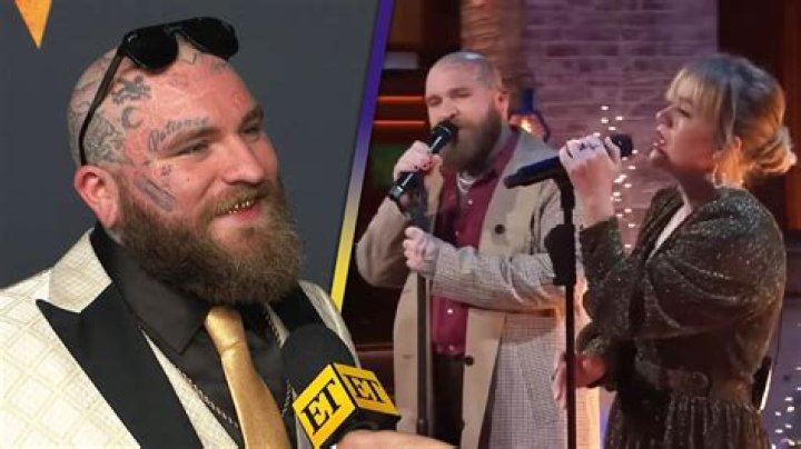Teddy Swims Gushes Over Kelly Clarkson and Celeb Fan Reaction to 'Lose