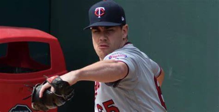 Trevor May Age, Net worth Kids, Weight, Wife, BioWiki 2024 The Personage