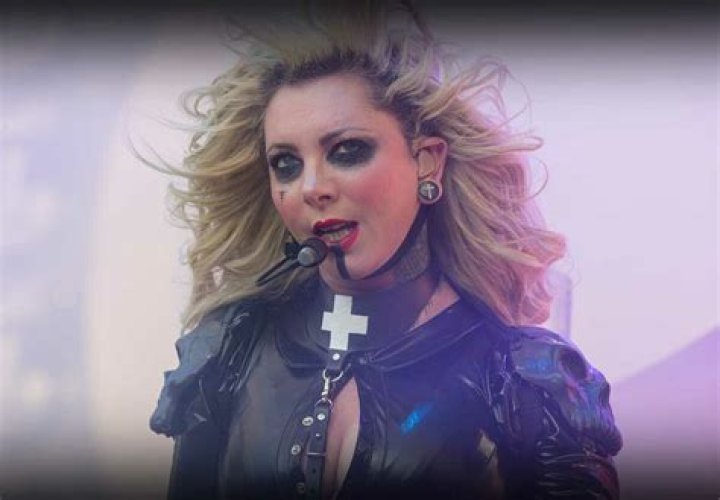 Unveiling The Heartfelt Connection: Maria Brink's Son And Its Impact