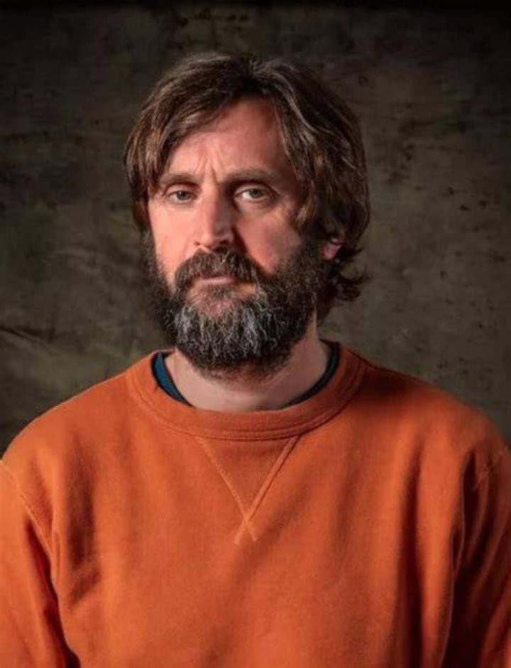 Who is Joe Wilkinson and is he on Celebrity Bake Off for SU2C? The