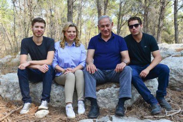Who is Noa NetanyahuRoth's husband Daniel Roth?